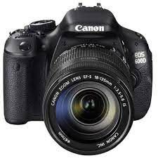 Canon EOS 600D + 18-135mm IS Black