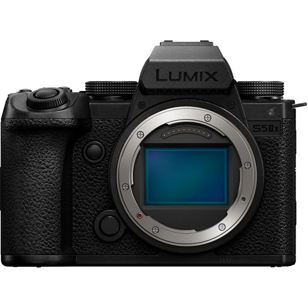 Cámara híbrida Panasonic Lumix S5 Mark II X