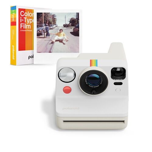 Polaroid Instant Camera Generation 3 + 8 Color Films Pack