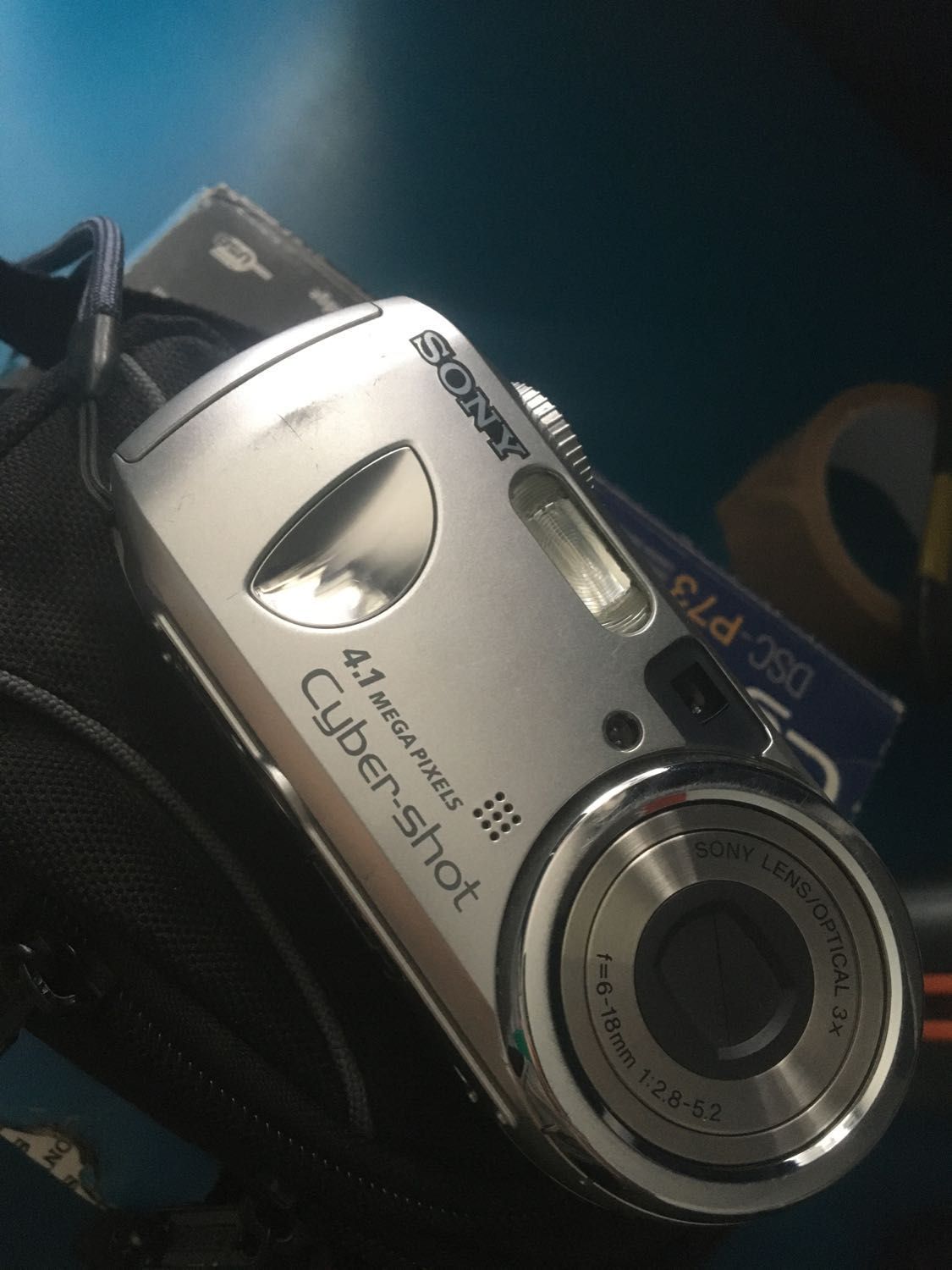 Sony CompactP73S Digital Camera - 4.1MP - 3x Optical Zoom - Silver