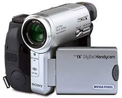 Sony Handycam DCR-TRV33E - Camcorder - 1MP - 10x Optical Zoom - Carl Zeiss - Mini DV