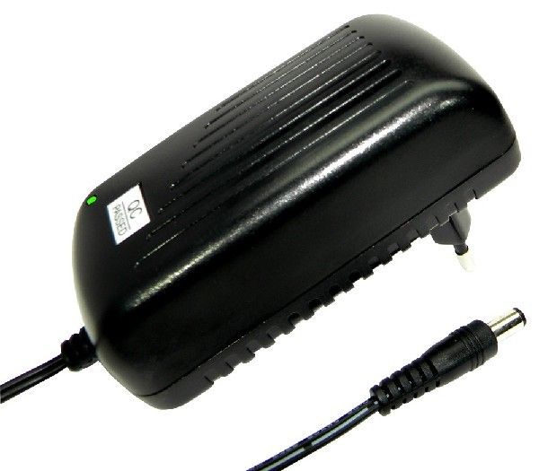 DCU Fixed Power Supply 15VDC 3A 45W with 5.5x2.1mm Connector