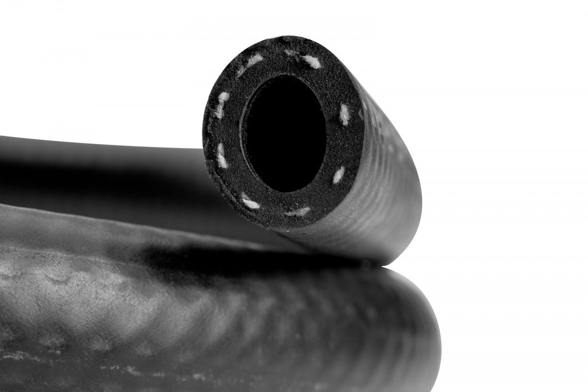 Ek Water Blocks Black EPDM Tube, 1.7 cm Diameter, 100 cm Length