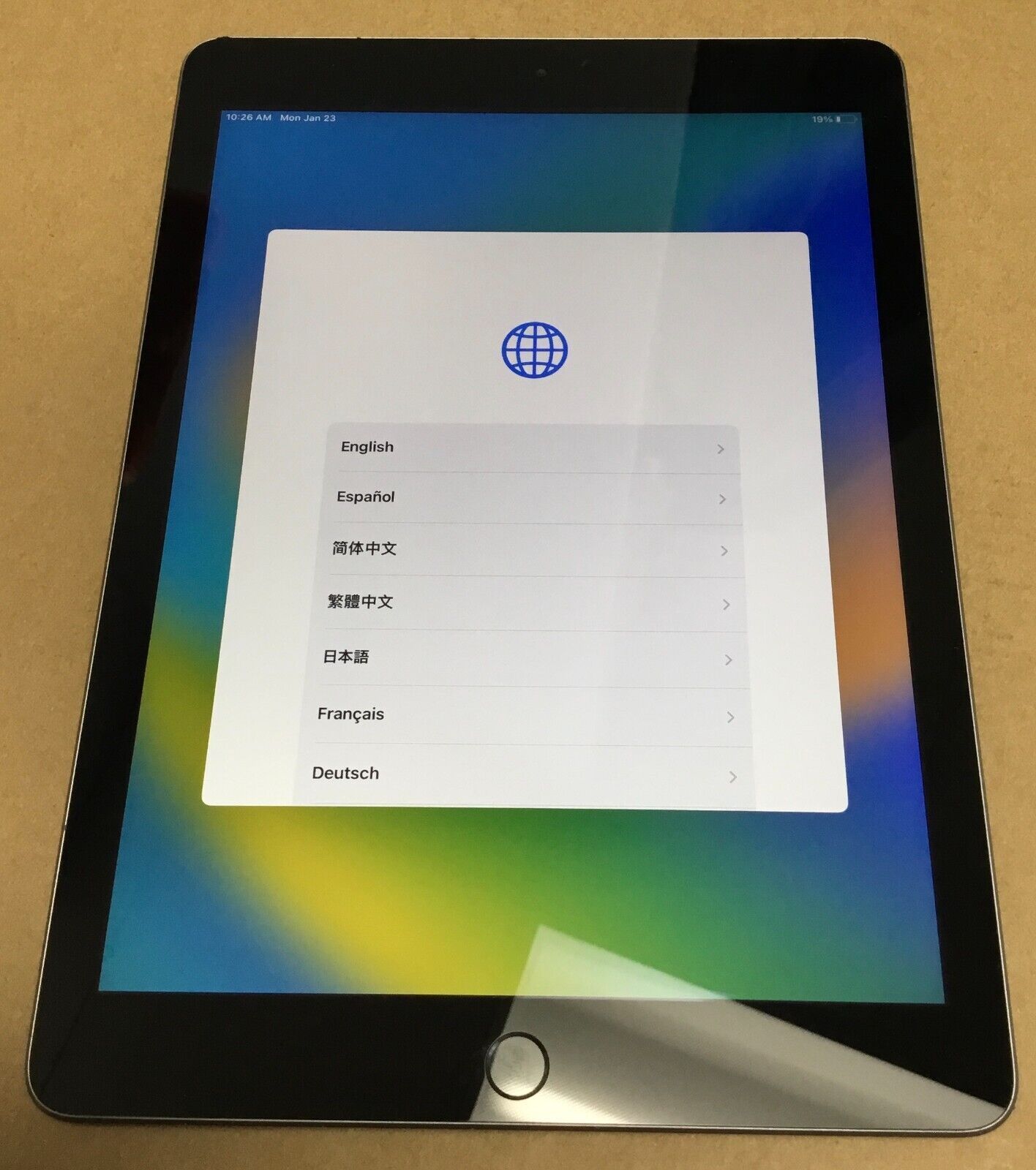iPad 9.7-inch, 32GB - Space Gray - WiFi + Cellular