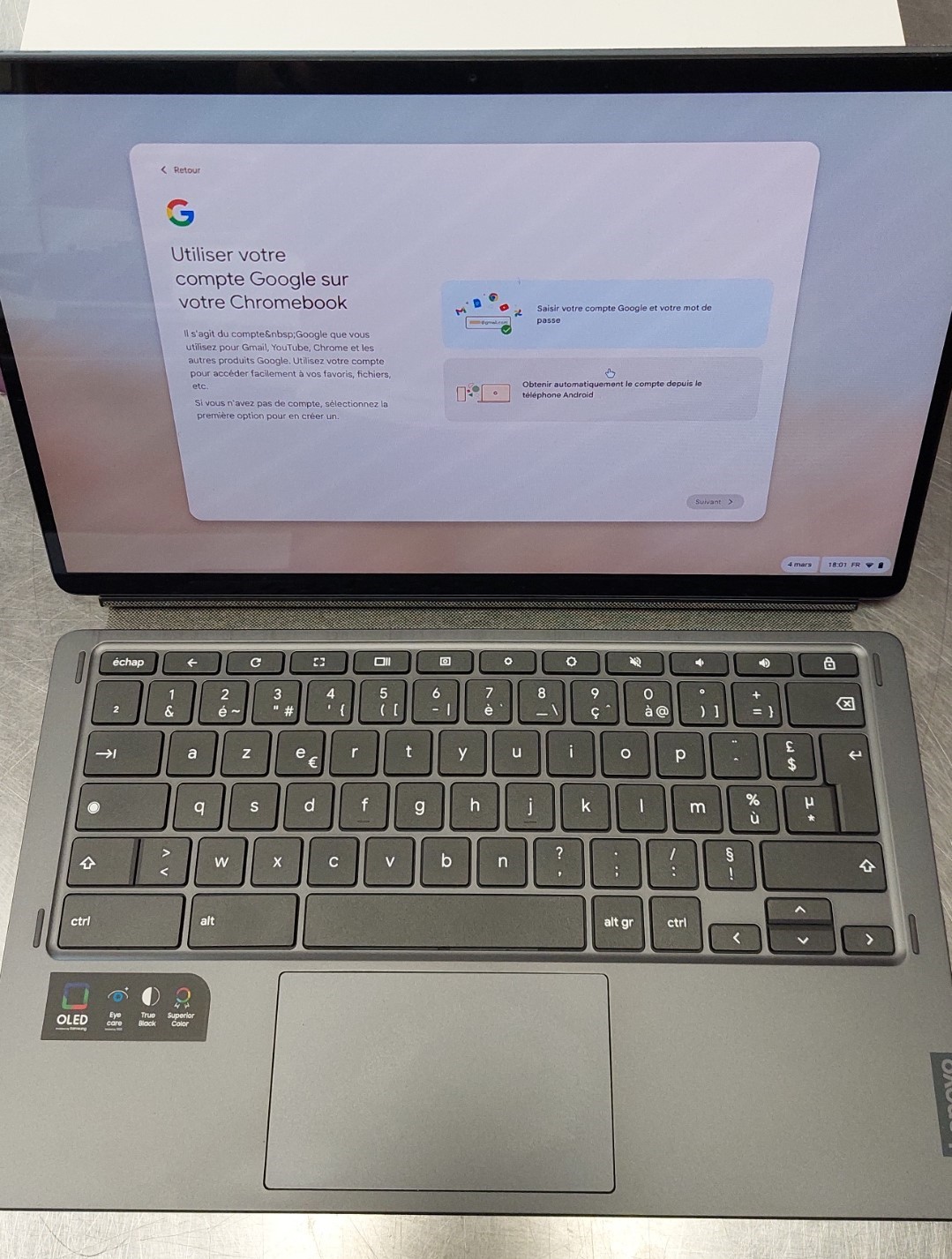 Lenovo IdeaPad Duet 5 CB - 13.3" Snapdragon 7c Gen 2 Laptop