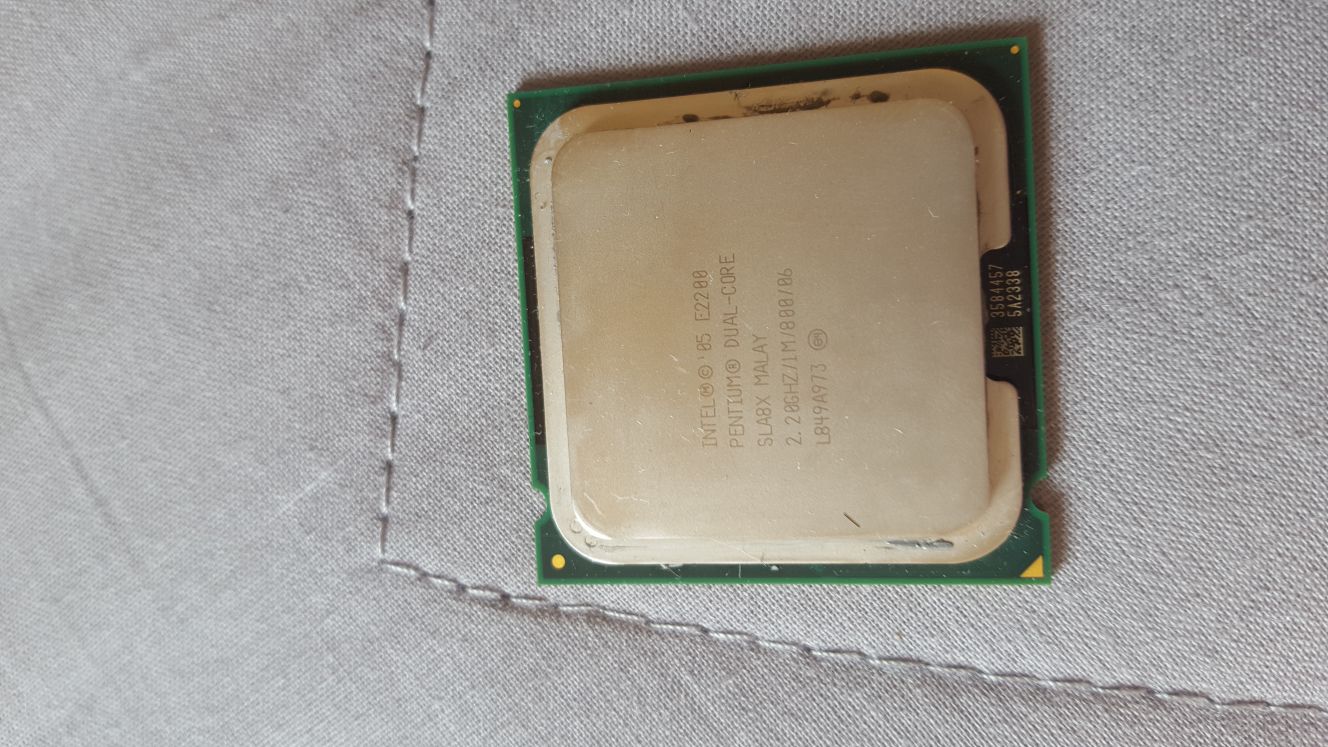 Intel Pentium Dual Core CPU, 2.20GHz, 1MB Cache, LGA775