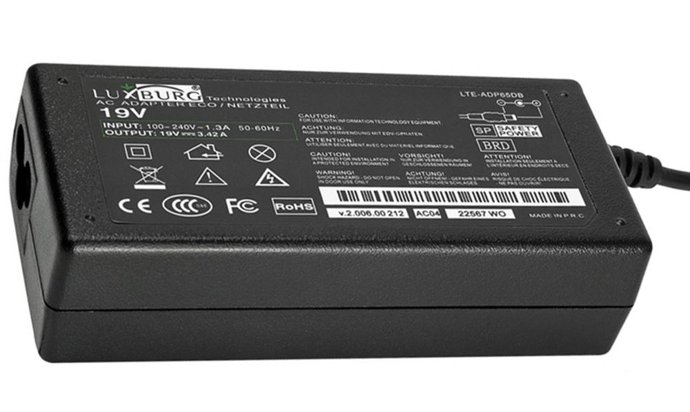 Compaq 65W Charger Adapter for EVO N100 Series, Cable
