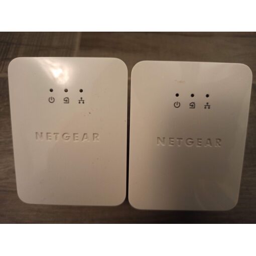 Adaptateur réseau Netgear XAV2001 - HomePlug AV (HPAV) mural