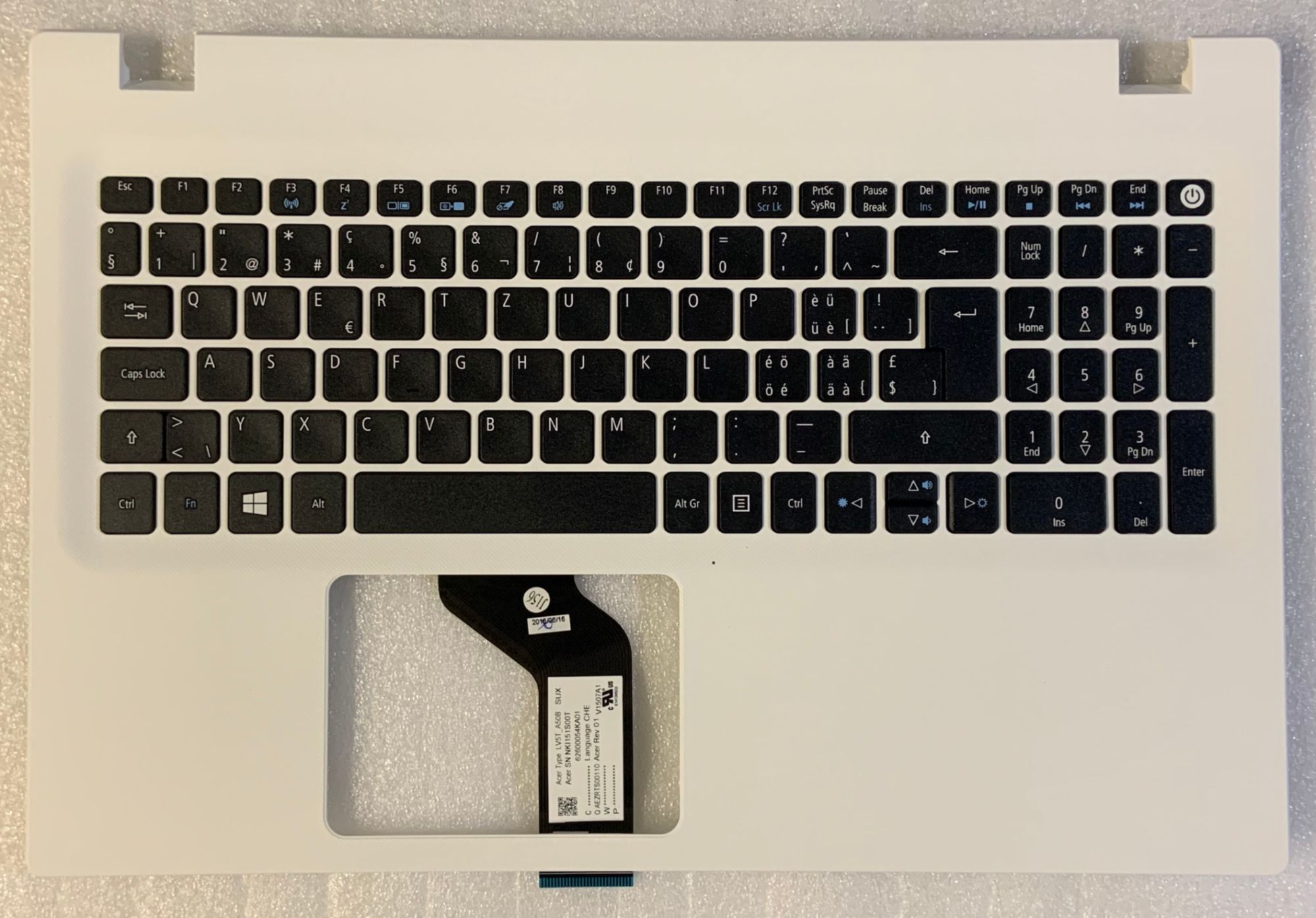 Acer Aspire E5-574 Swiss-German Qwerty Keyboard (Black/White)