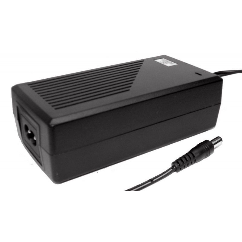 Fuente de alimentación fija DCU 12V, 5A, conector 5.5x2.1mm