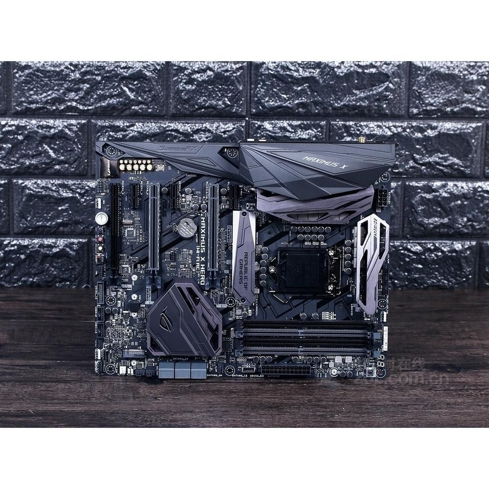 ASUS ROG Maximus X Hero Motherboard (Wi-Fi AC) Intel Z370 LGA 1151 DDR4 64GB ATX