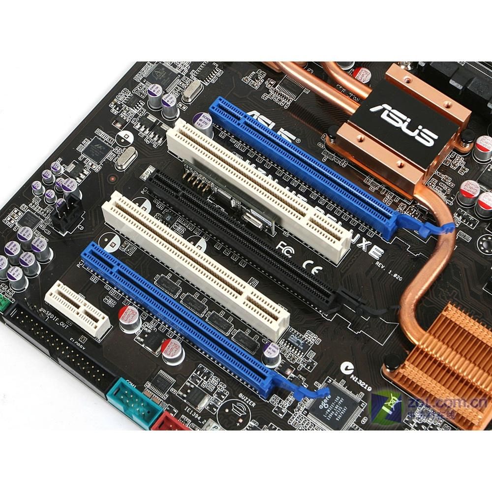 ASUS M3N-HT Deluxe Motherboard