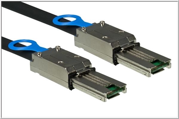 MAG SAS-8888-2 câble Serial Attached SCSI (SAS) 2 m Noir