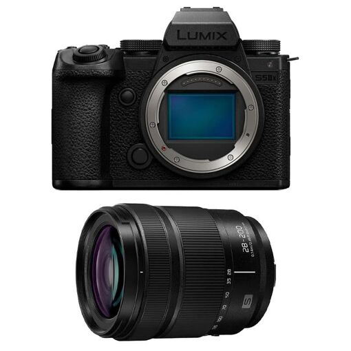 Panasonic Lumix S5 Mark II X + Objetivo 28-200mm f/4.0-7.1, Garantía de 3 años