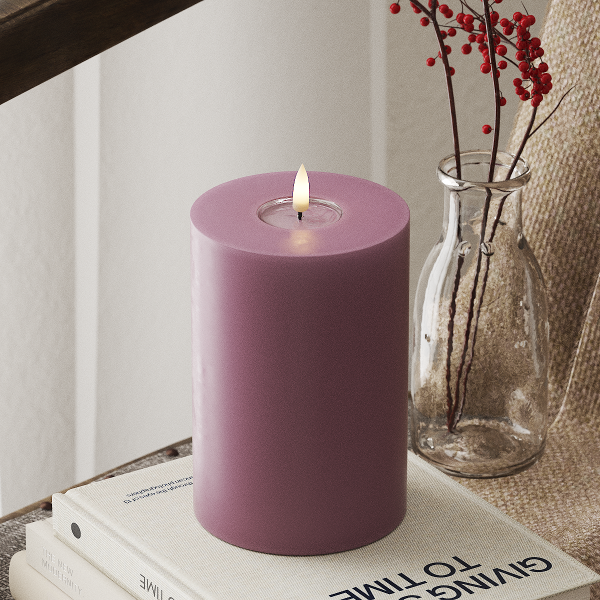 LED Pillar Candle - Clear Violet, Ø 10 x 15 cm