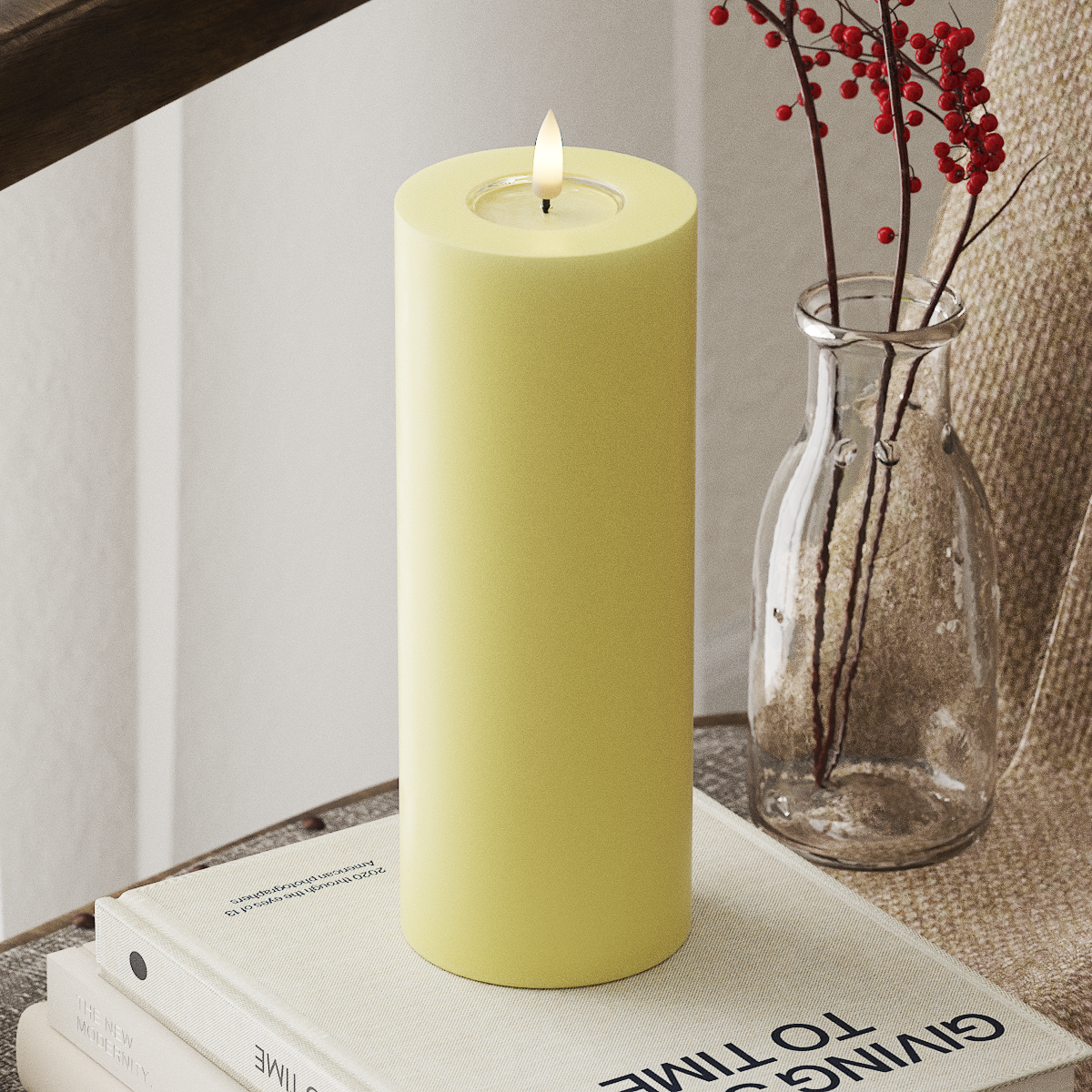 LED Pillar Candle - 7.5 x 20 cm - Light Yellow