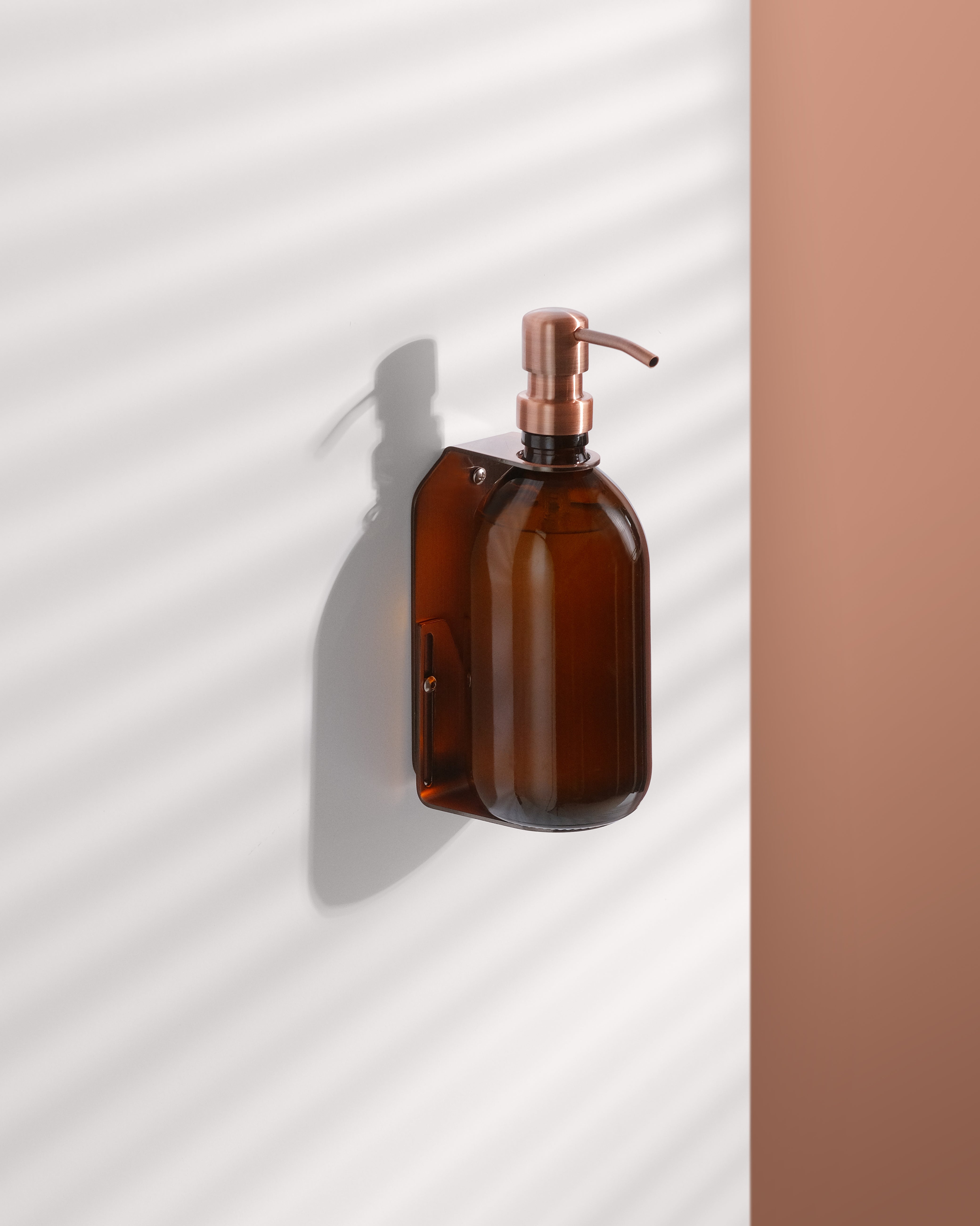 Porte-savon en cuivre Kuishi (Capacité : 3 bouteilles, Couleur : Cuivre)
