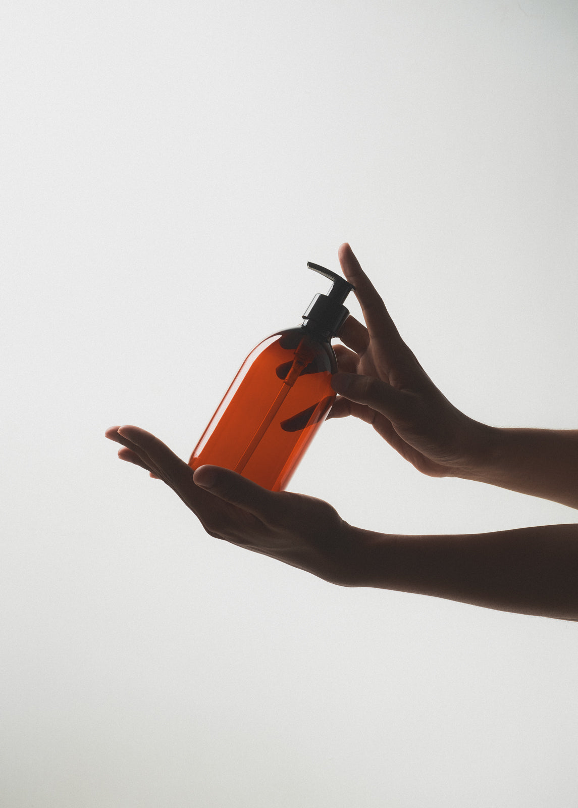 Kuishi Amber Soap Dispenser