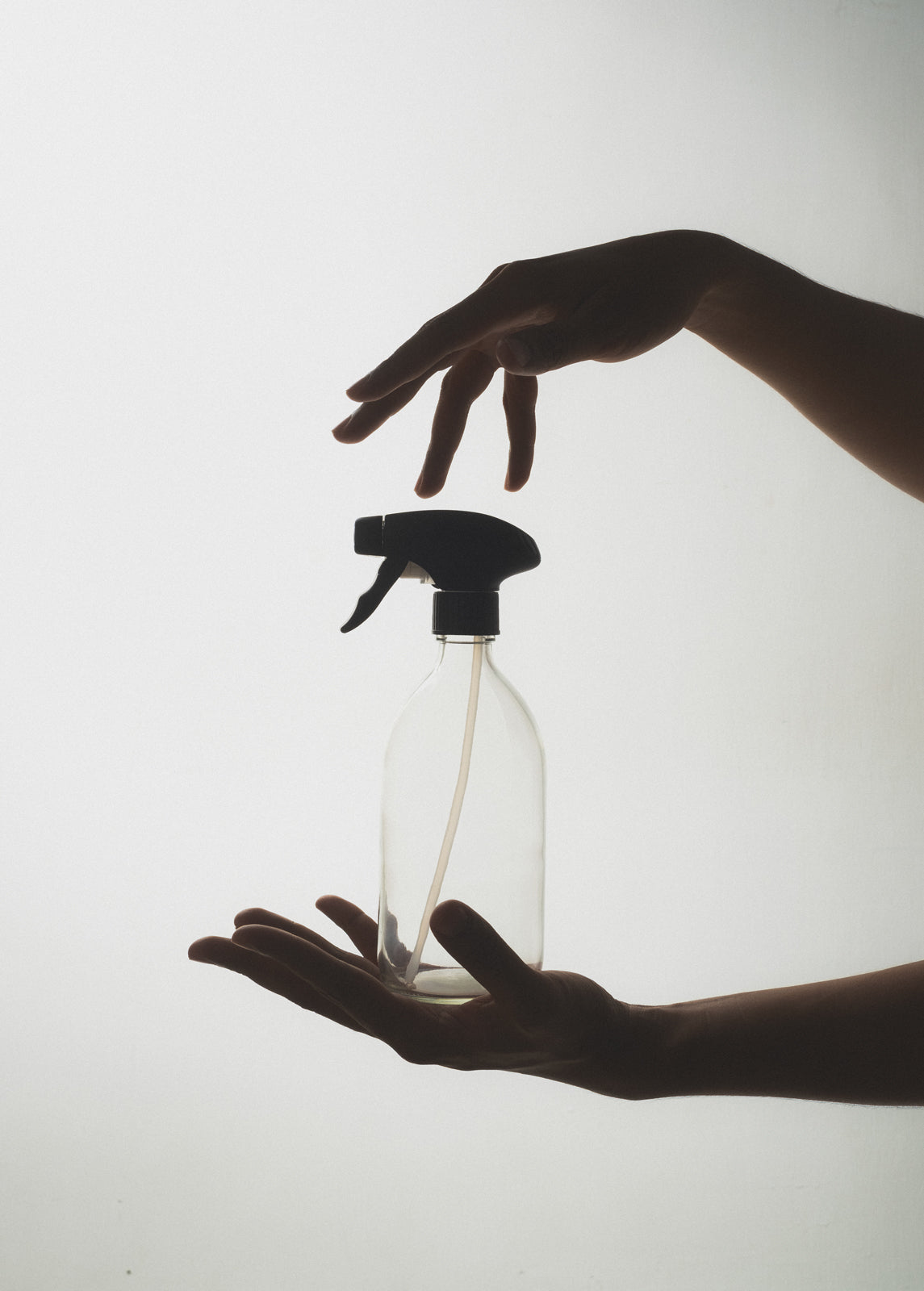 Kuishi Transparent Spray Bottle