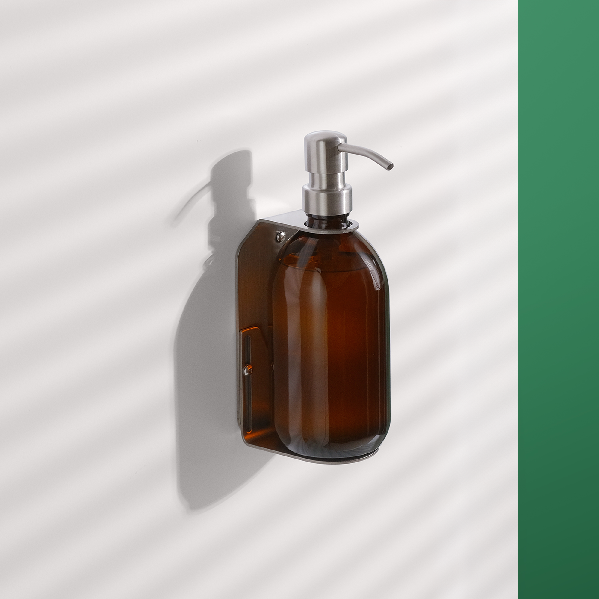 Distributeur de savon mural moderne Kuishi en nickel