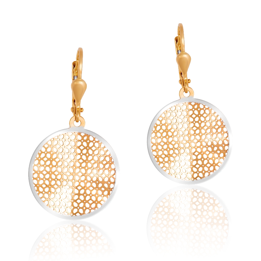 Aretes de oro de 8 quilates para una novia