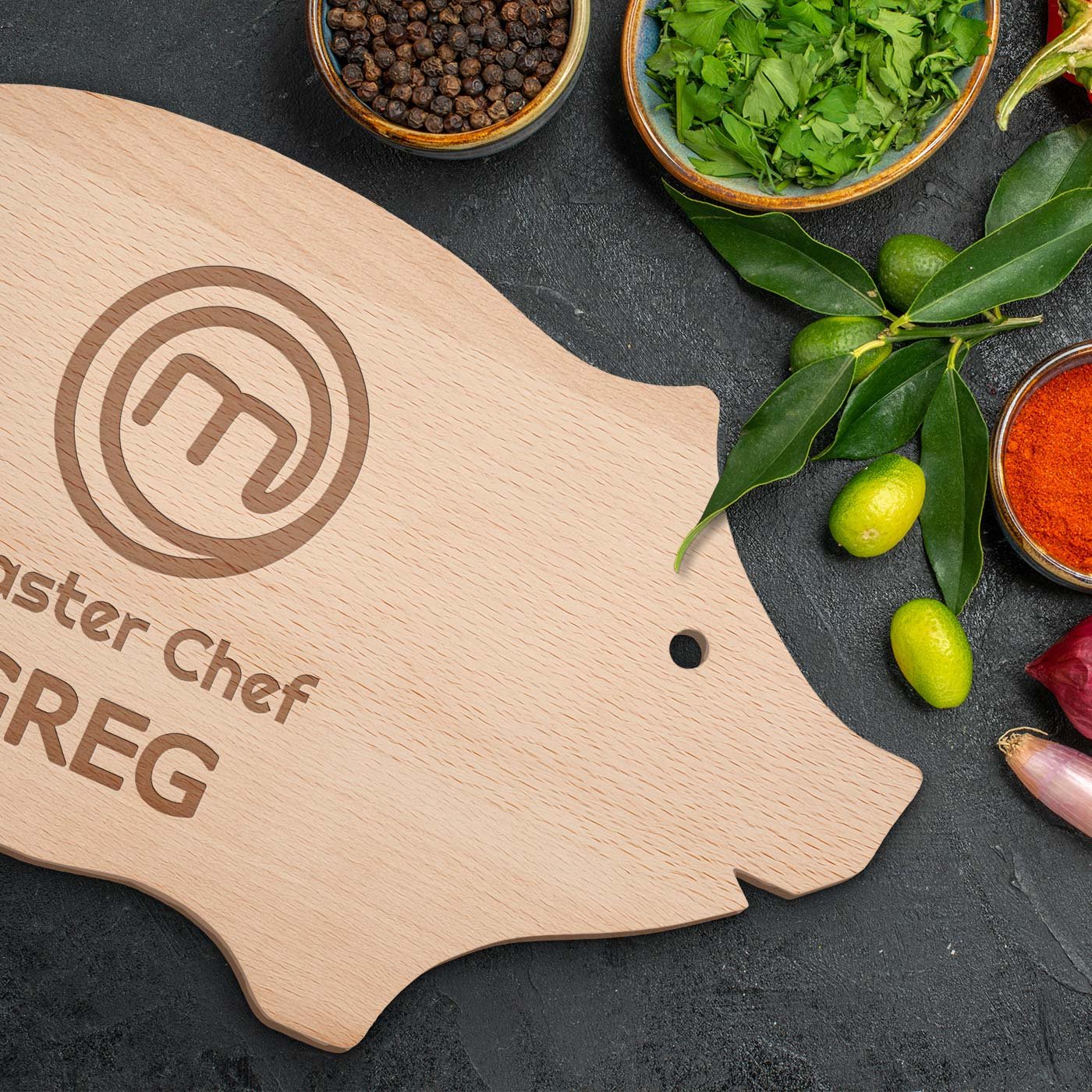 Planche à découper personnalisée en forme de cochon pour l'anniversaire d'un chef