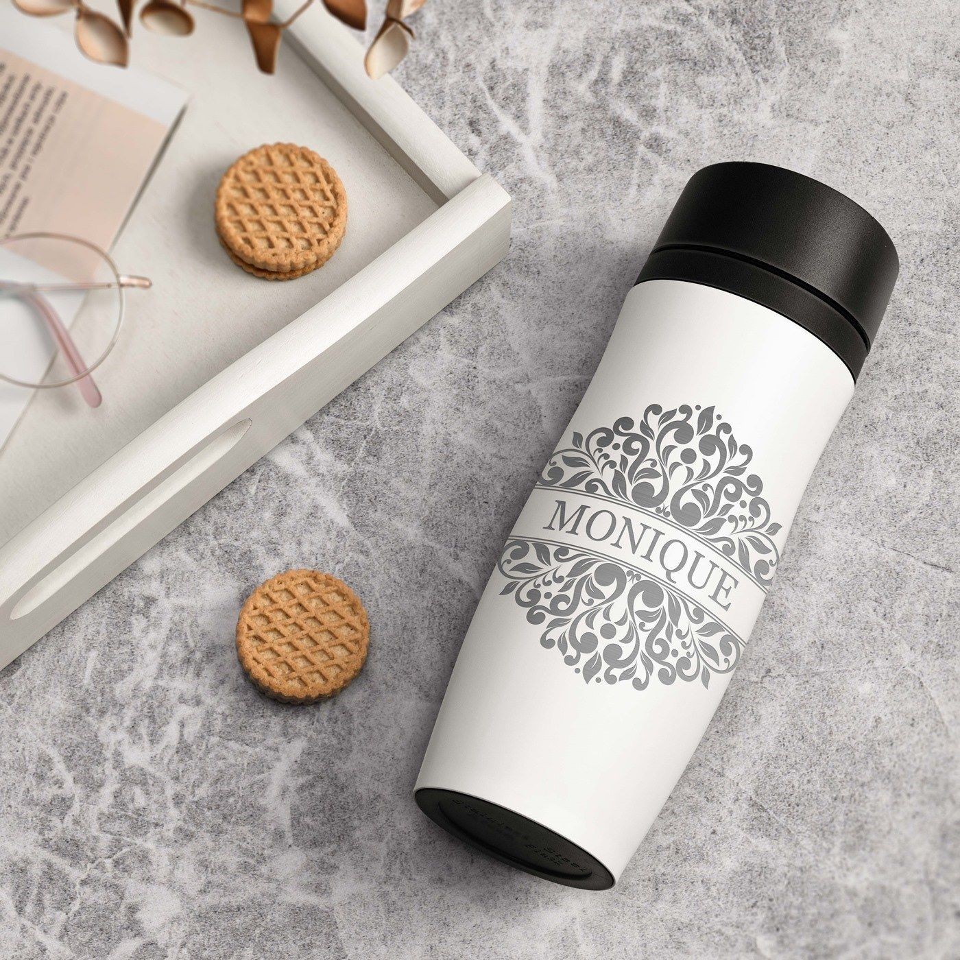 Taza térmica Murrano blanca personalizada con cierre Quick-Press para el cumpleaños de la abuela
