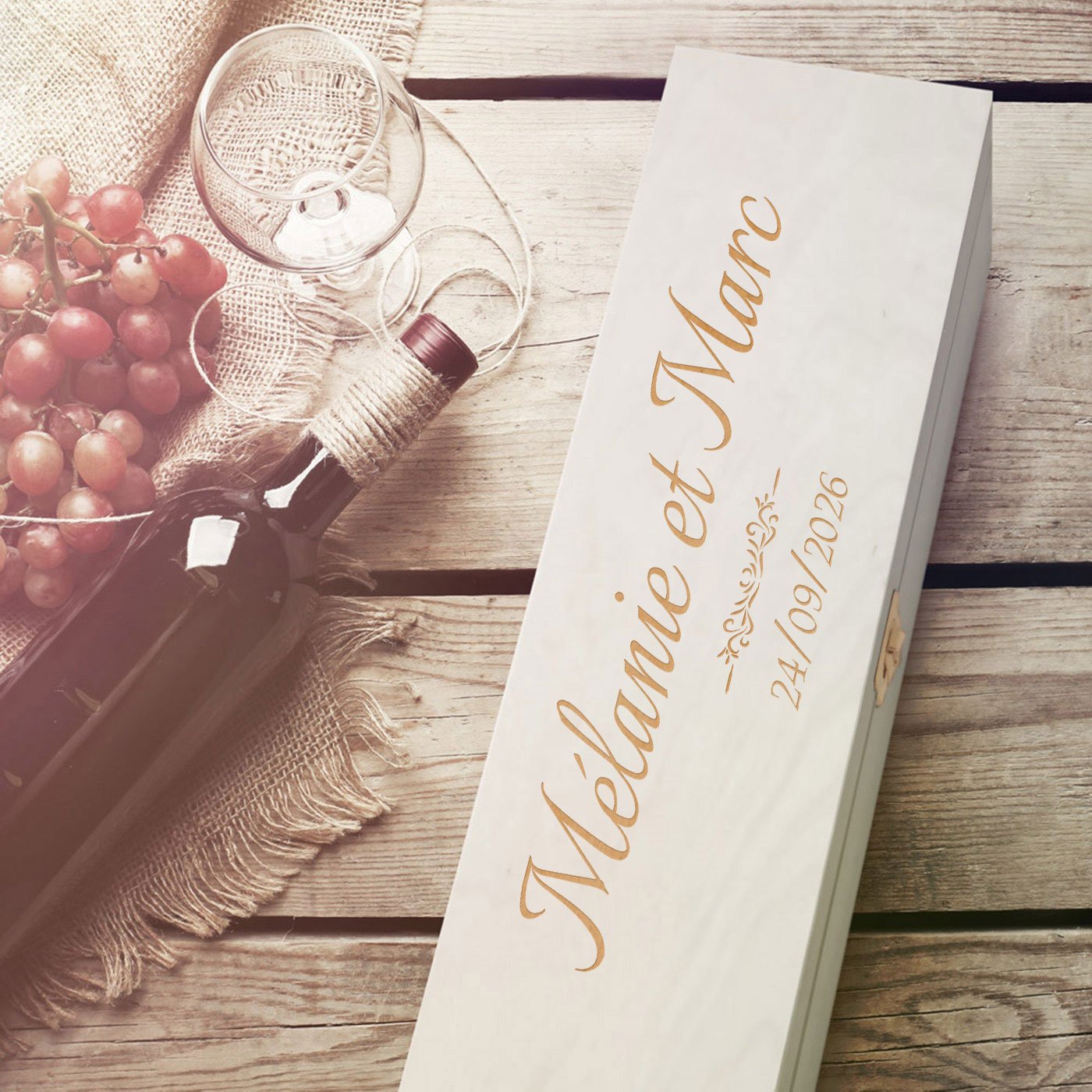 Murrano Personalized Wood Wine Box for 1 Bottle - Couple Gift for Housewarming or Wedding