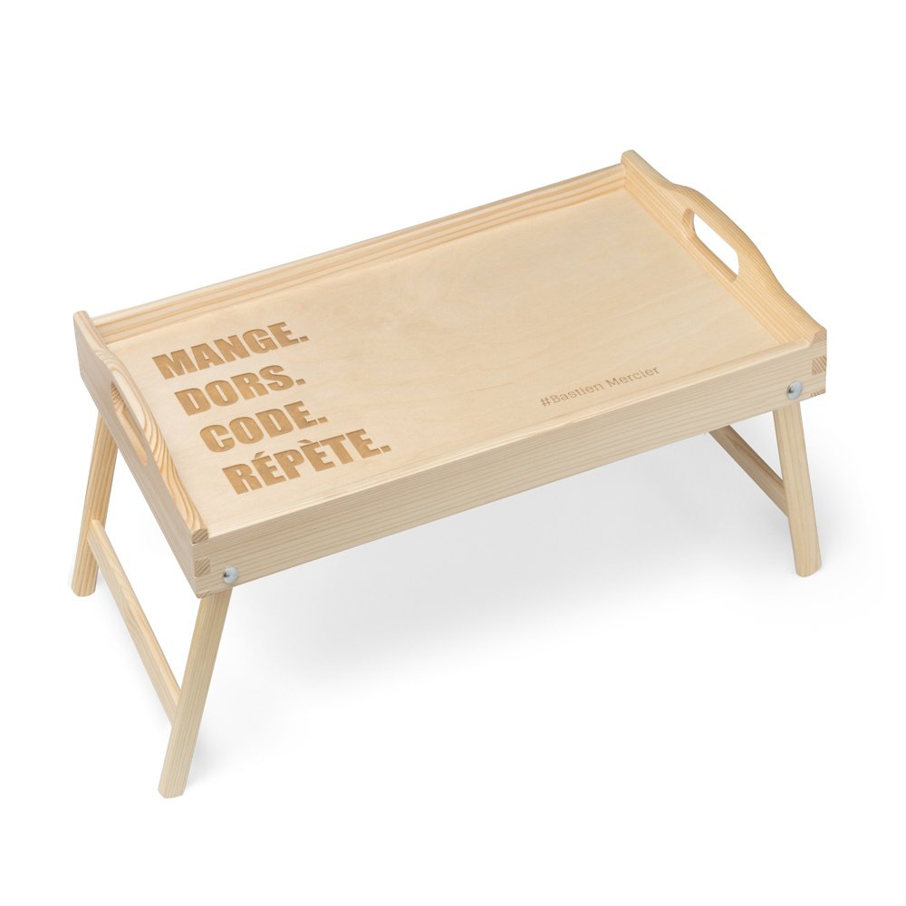Traya de cama de madera natural personalizada con grabado para el cumpleaños de un hermano