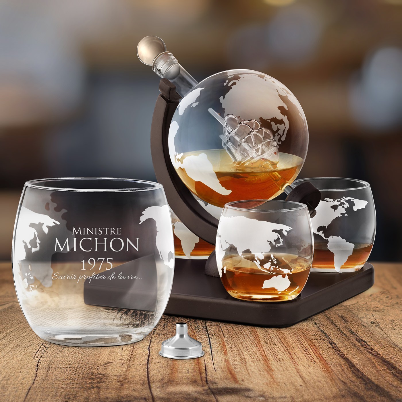 Decantador de whisky Murrano Globo con barco y 4 vasos personalizados