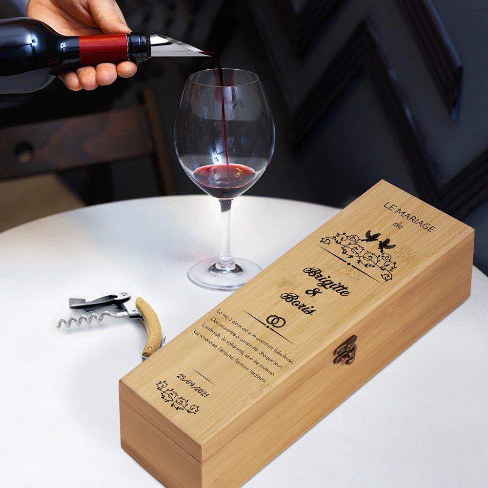 Murrano Personalized Wine Accessory Kit for Newlyweds