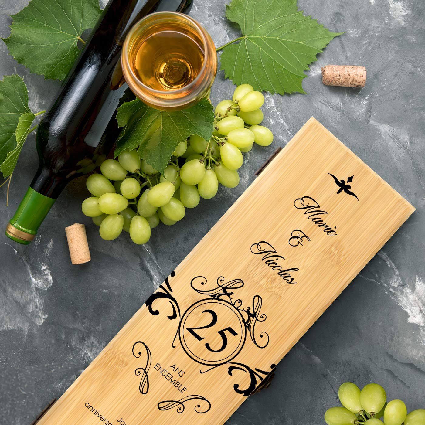 Murrano Personalized Wine Accessory Kit for Parents - Silver Wedding Anniversary Gift