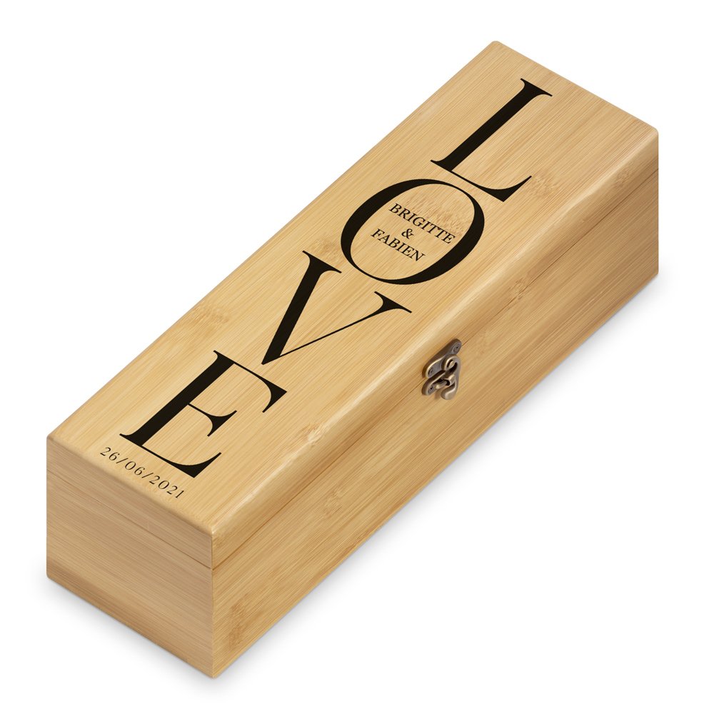 Murrano Personalized Wine Gift Box with 4 Accessories