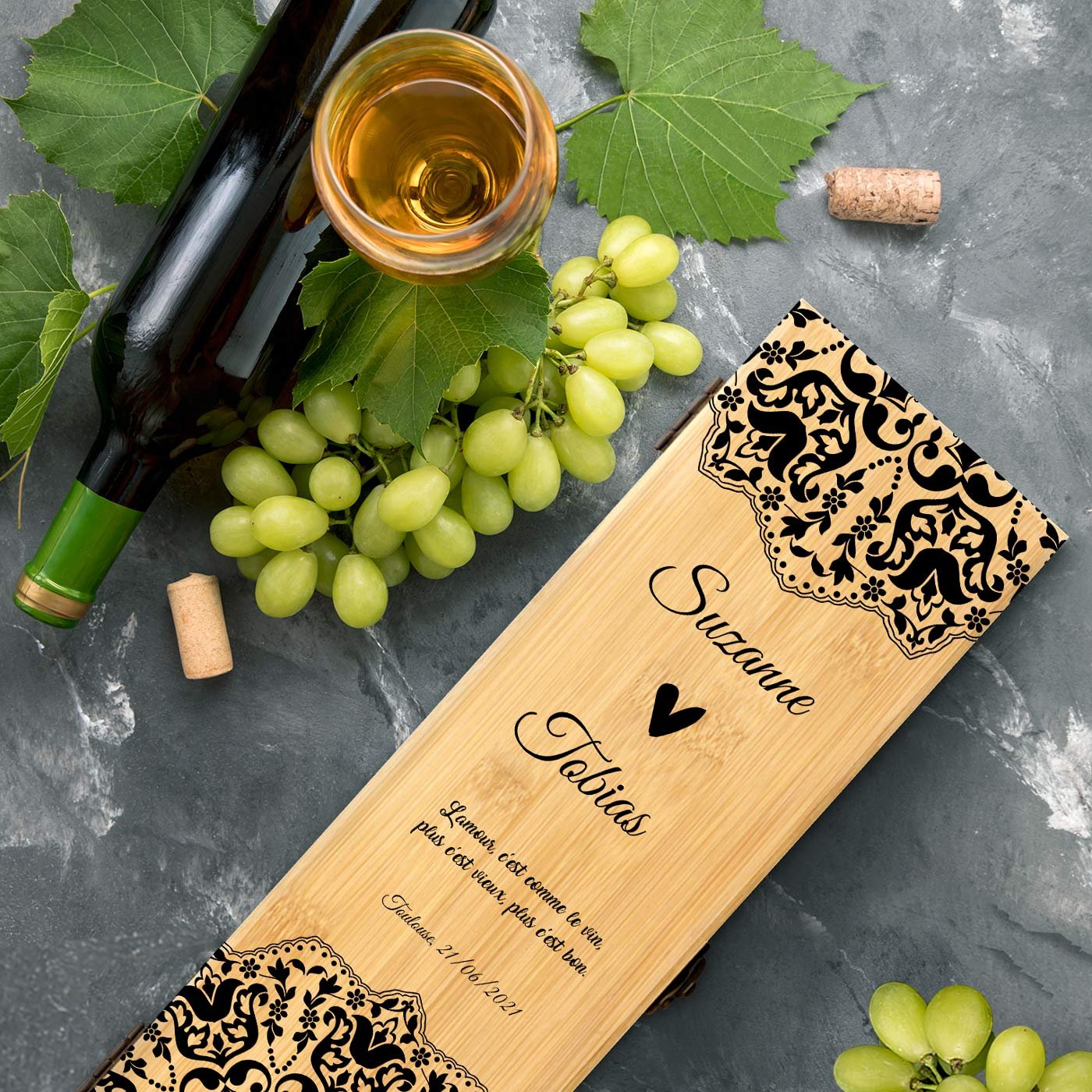 Murrano Personalized Wine Accessory Kit for Couple's Wedding Anniversary