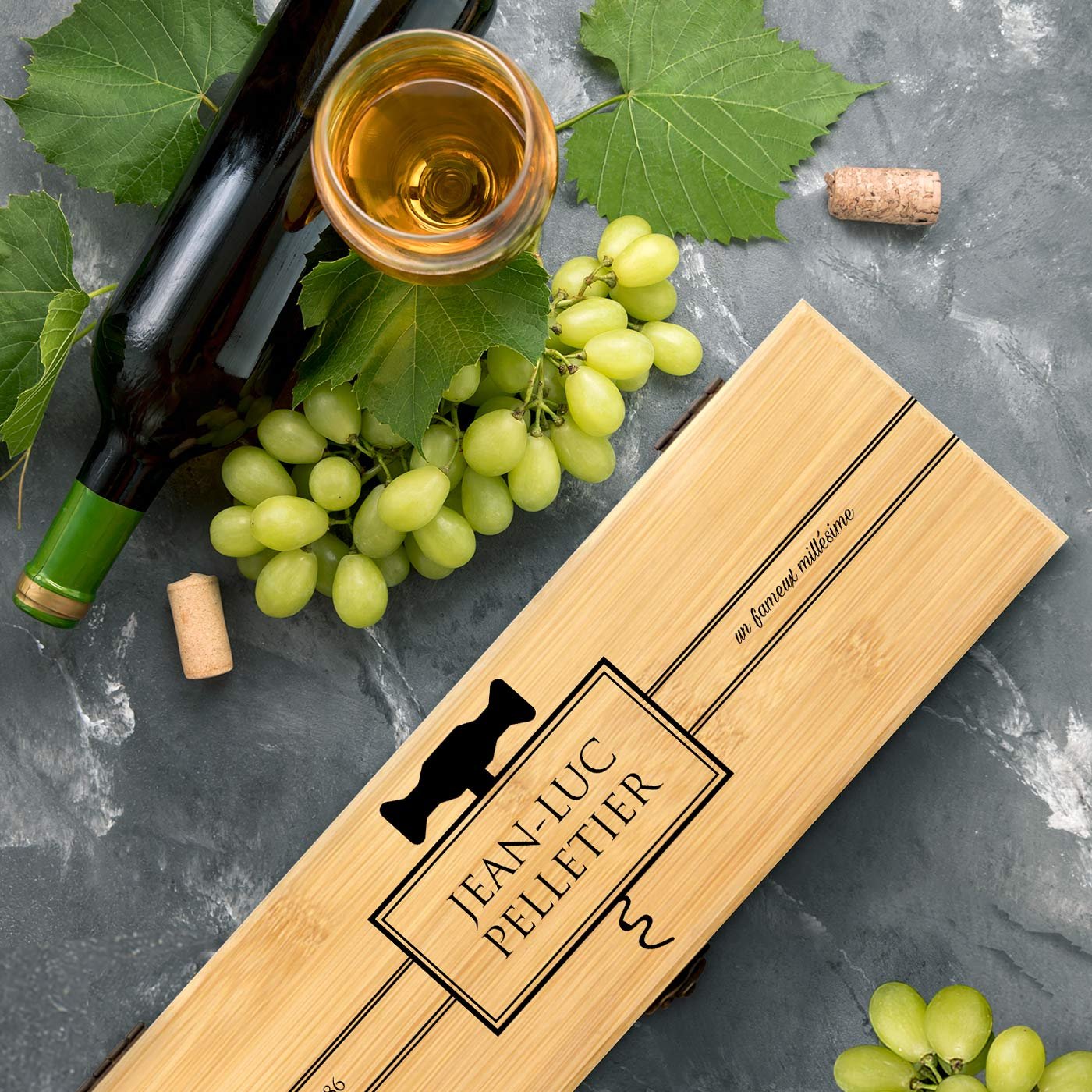 Murrano Personalized Wine Accessory Kit for Father's Day