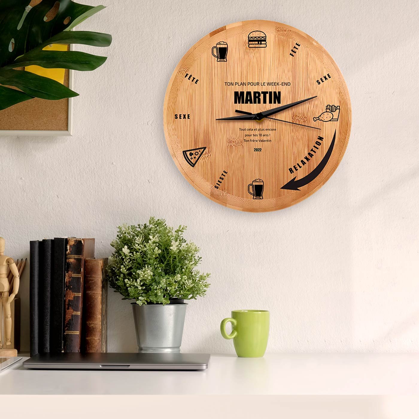 Reloj de pared personalizado Murrano para el cumpleaños número 18 de su hermano
