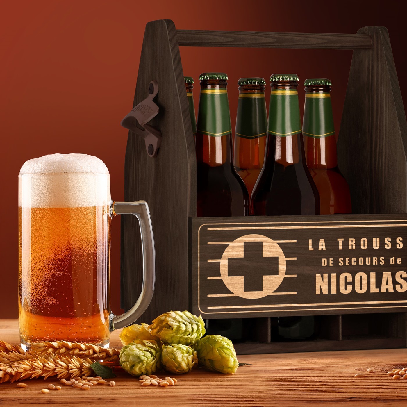Soporte de cerveza de madera Murrano con grabado para médico