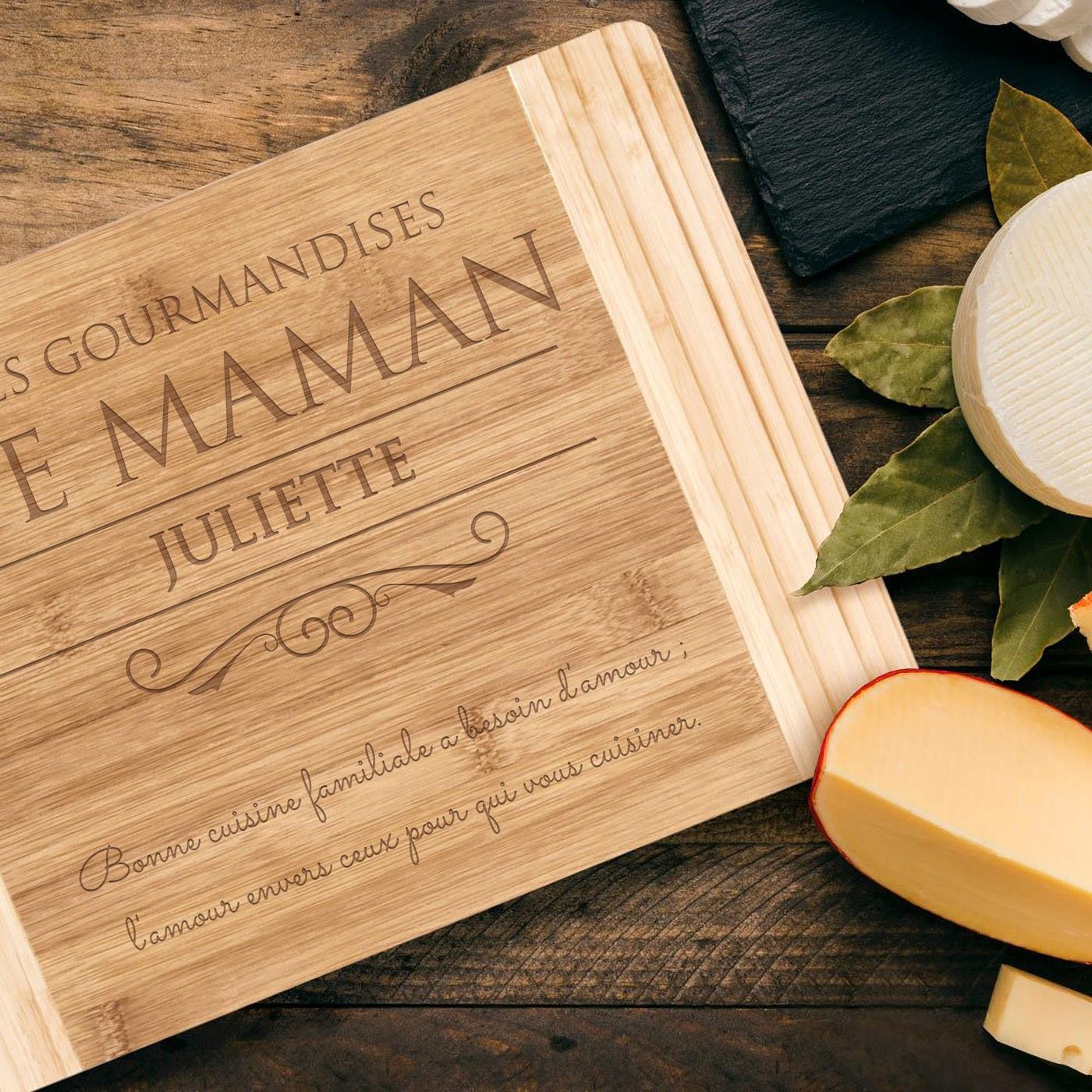 Planche à découper en bambou Murrano avec gravure personnalisée pour l'anniversaire de maman