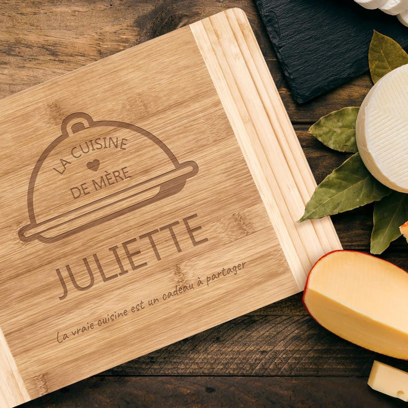 Planche à découper en bois de bambou personnalisée Murrano pour la fête des mères