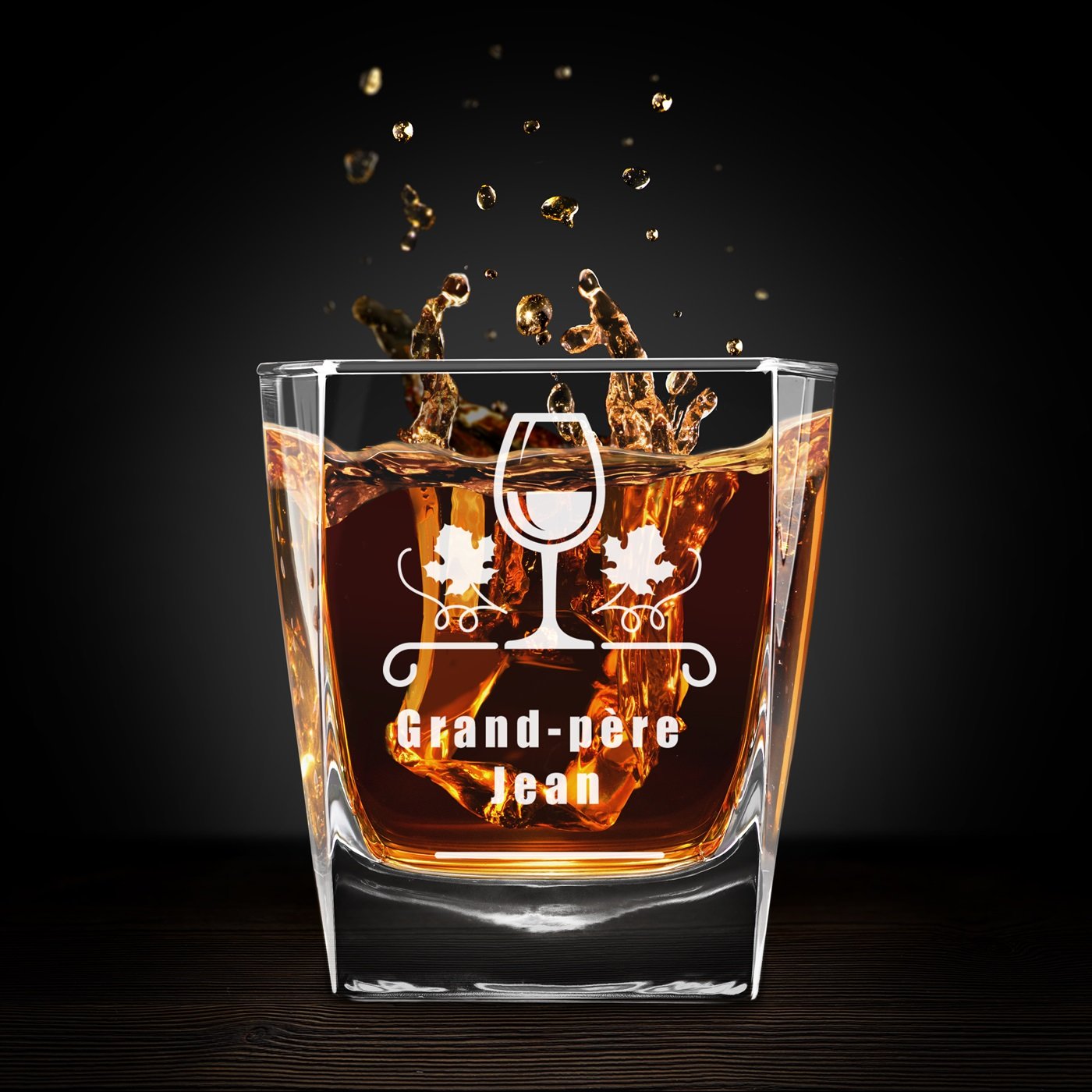 Paso a paso de vidrio de whisky grabado de Murrano para el aniversario de los abuelos