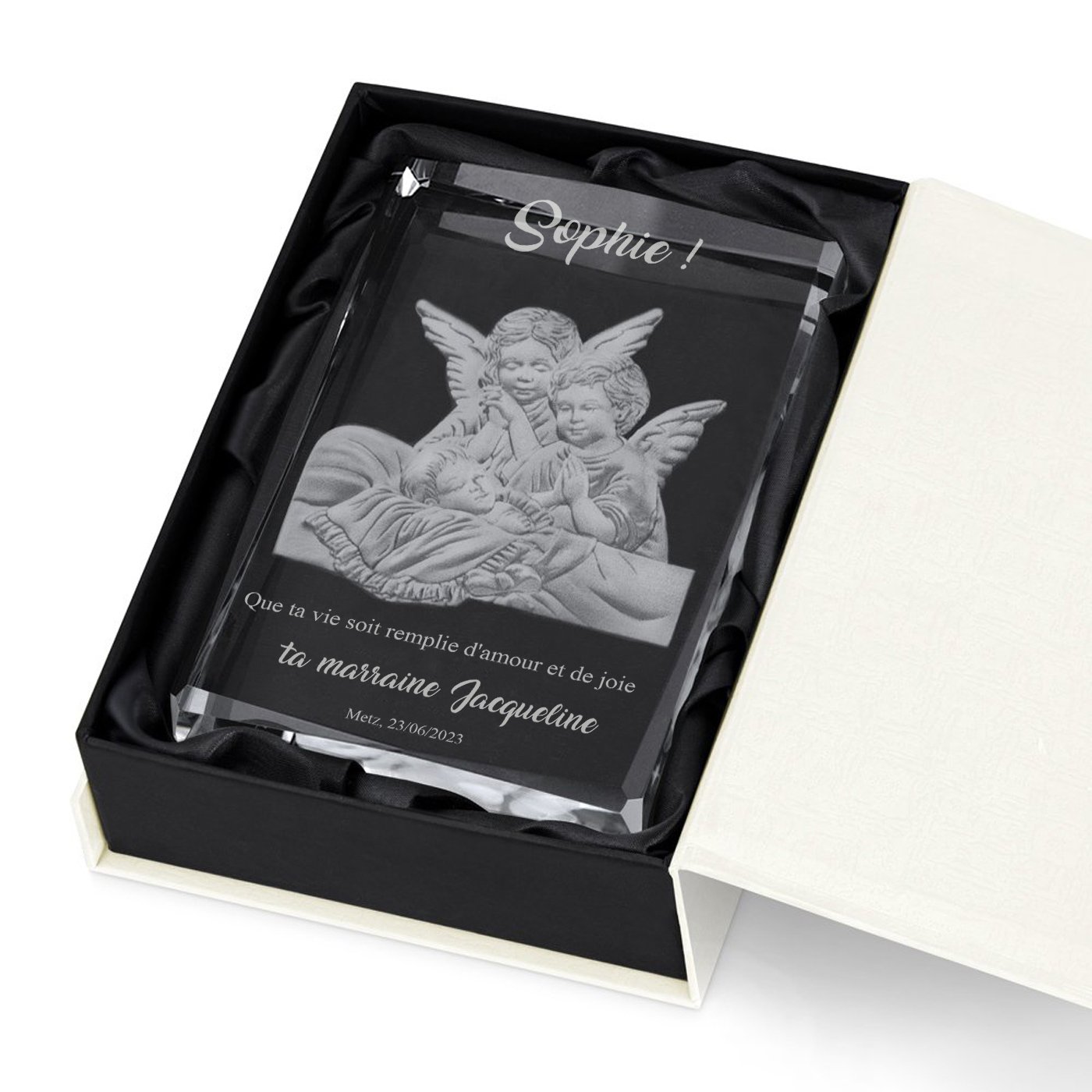 Figura de ángel de cristal de Murrano con grabado en una caja personalizada para el bautismo de un niño