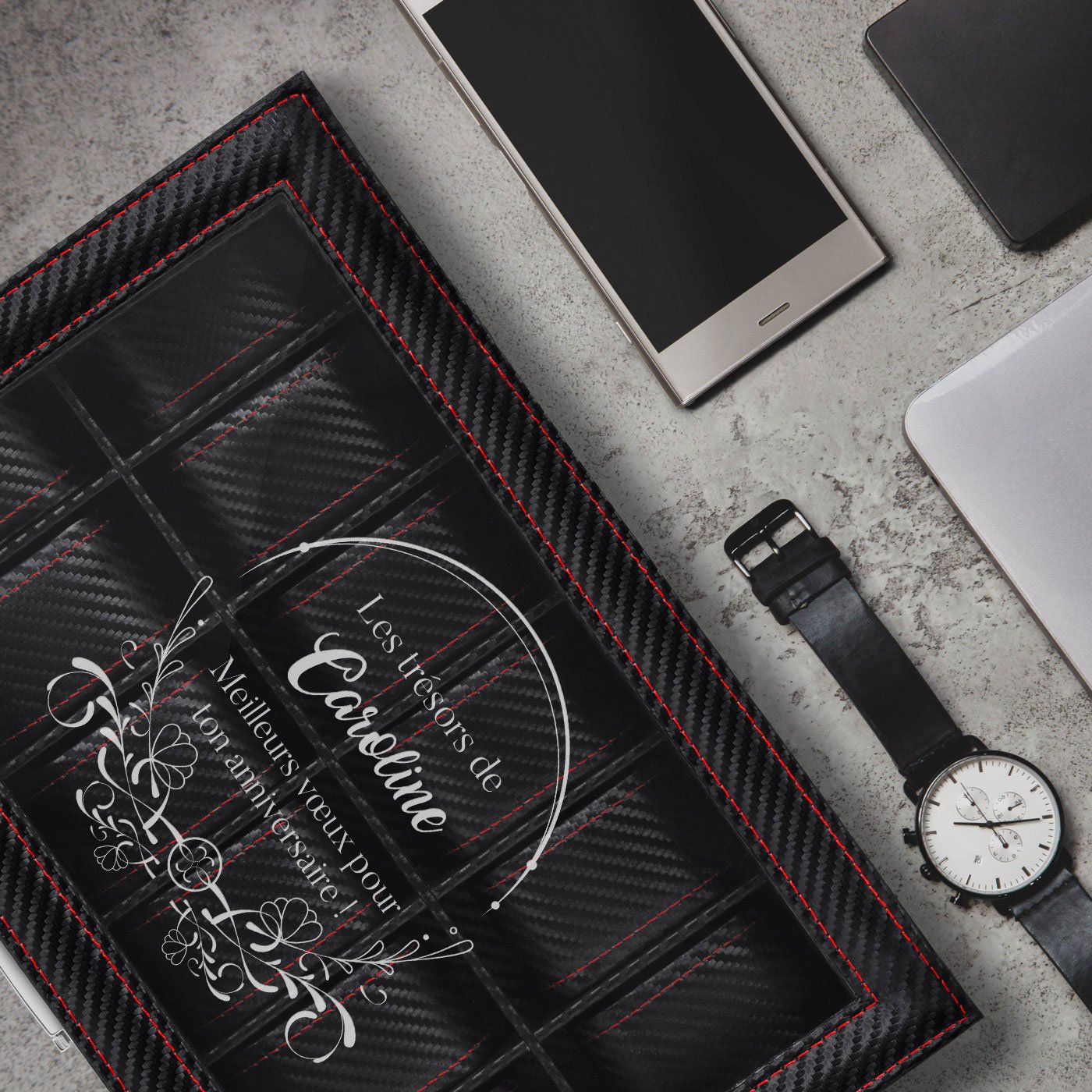 Caja de relojes de carbono negro personalizada con grabado para el cumpleaños de una esposa Murrano