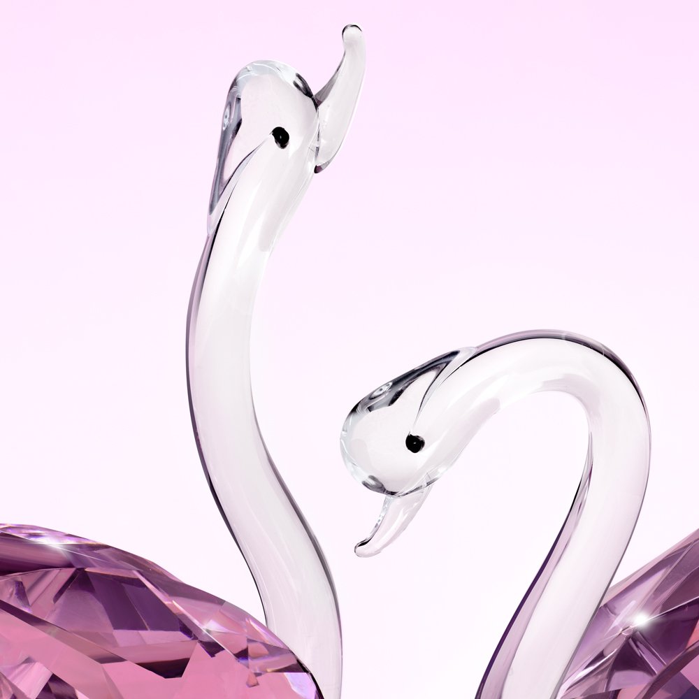 Swans de cristal Murrano en caja personalizada para una pareja que celebra su 30º aniversario de matrimonio