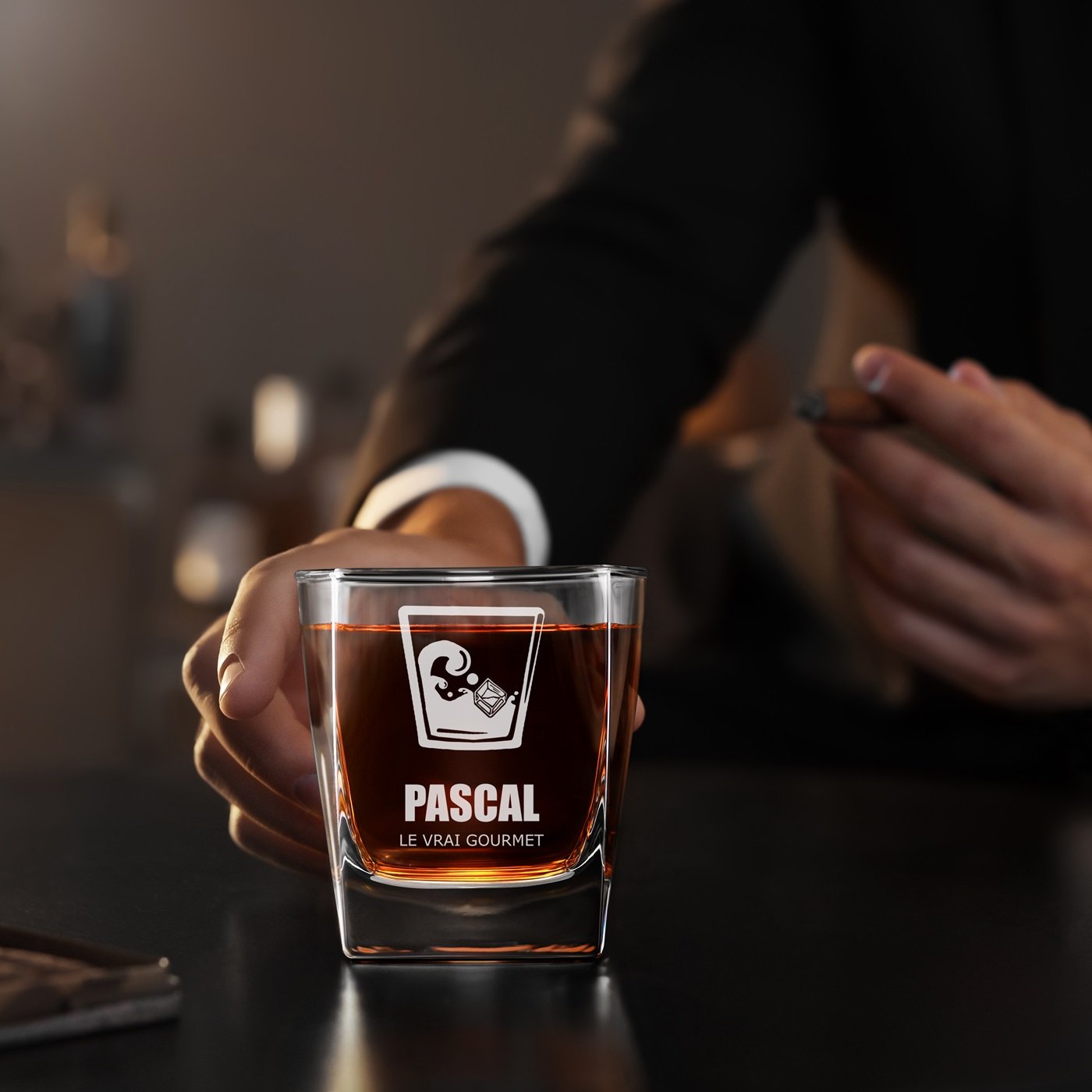 Juego de 6 vasos de whisky grabados con láser de Murrano para conocedores