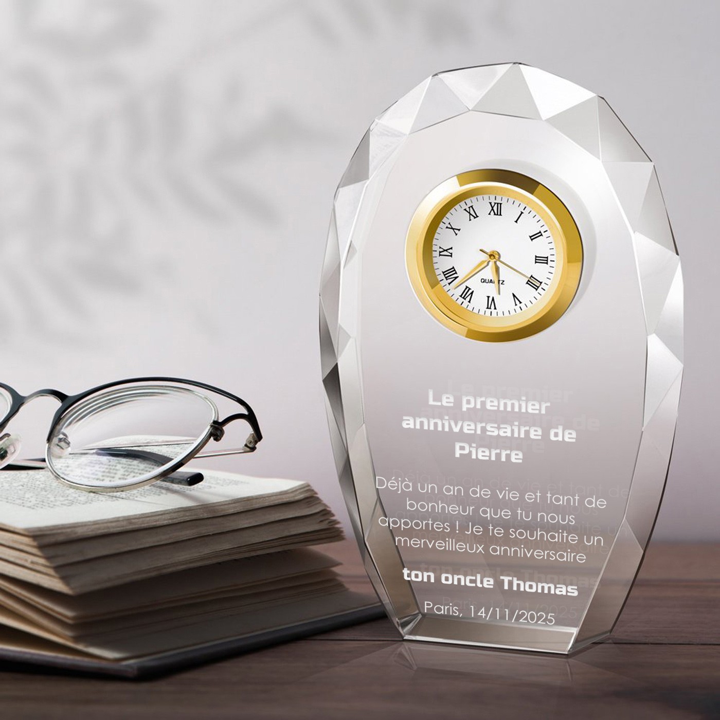 Figura de cristal Murrano con grabado en una caja impresa para niño de 1 año