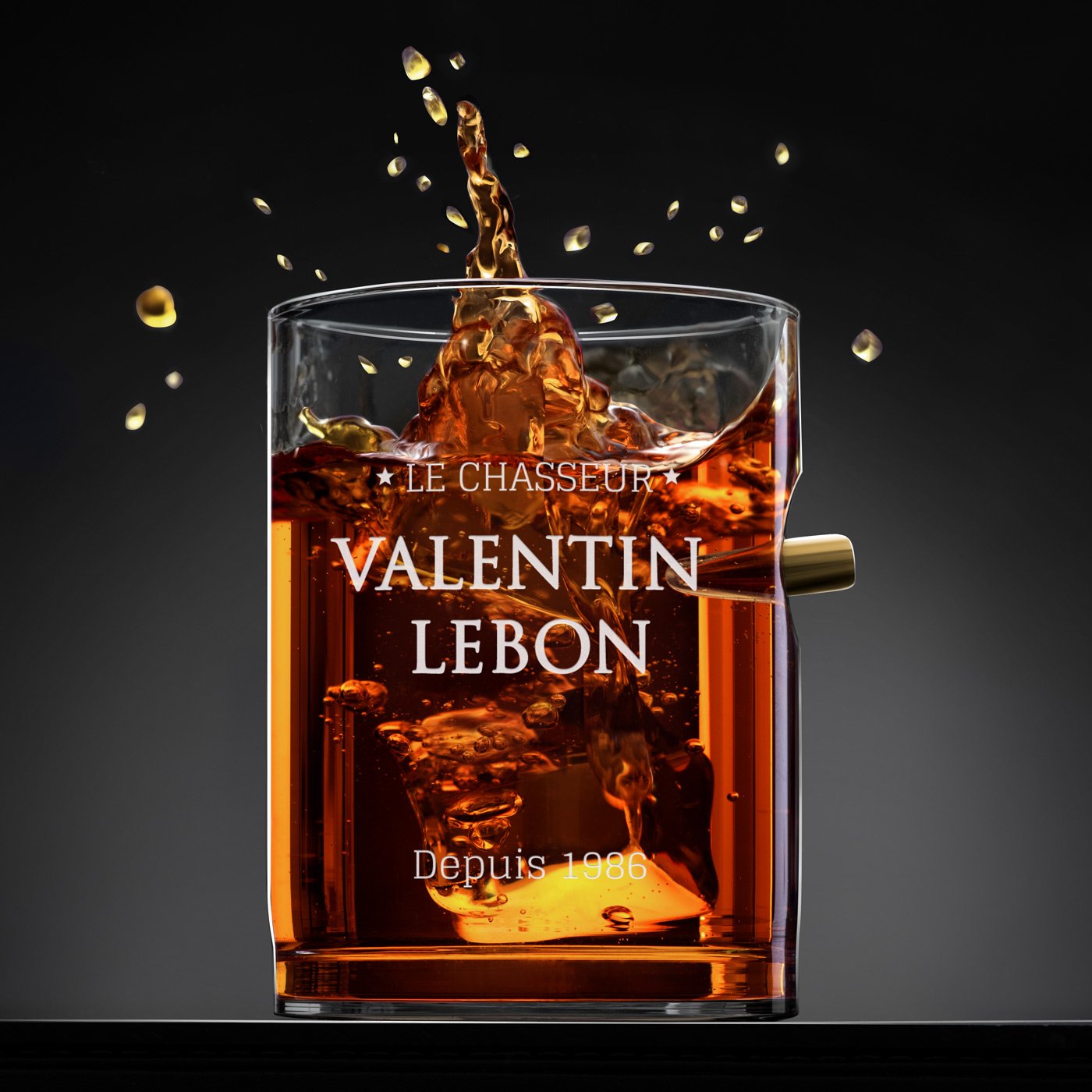 Set decantador de whisky en forma de rifle Murrano y 4 vasos con grabado para el mejor cazador