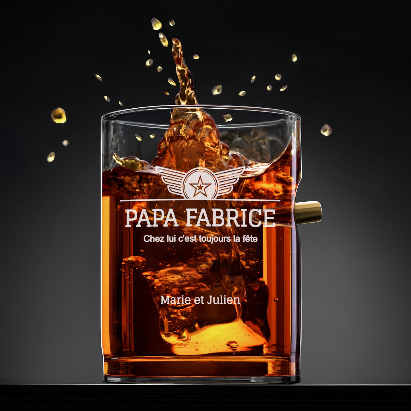 Set de vasos de whisky Murrano - Botella en forma de rifle y 4 vasos con grabado para papá