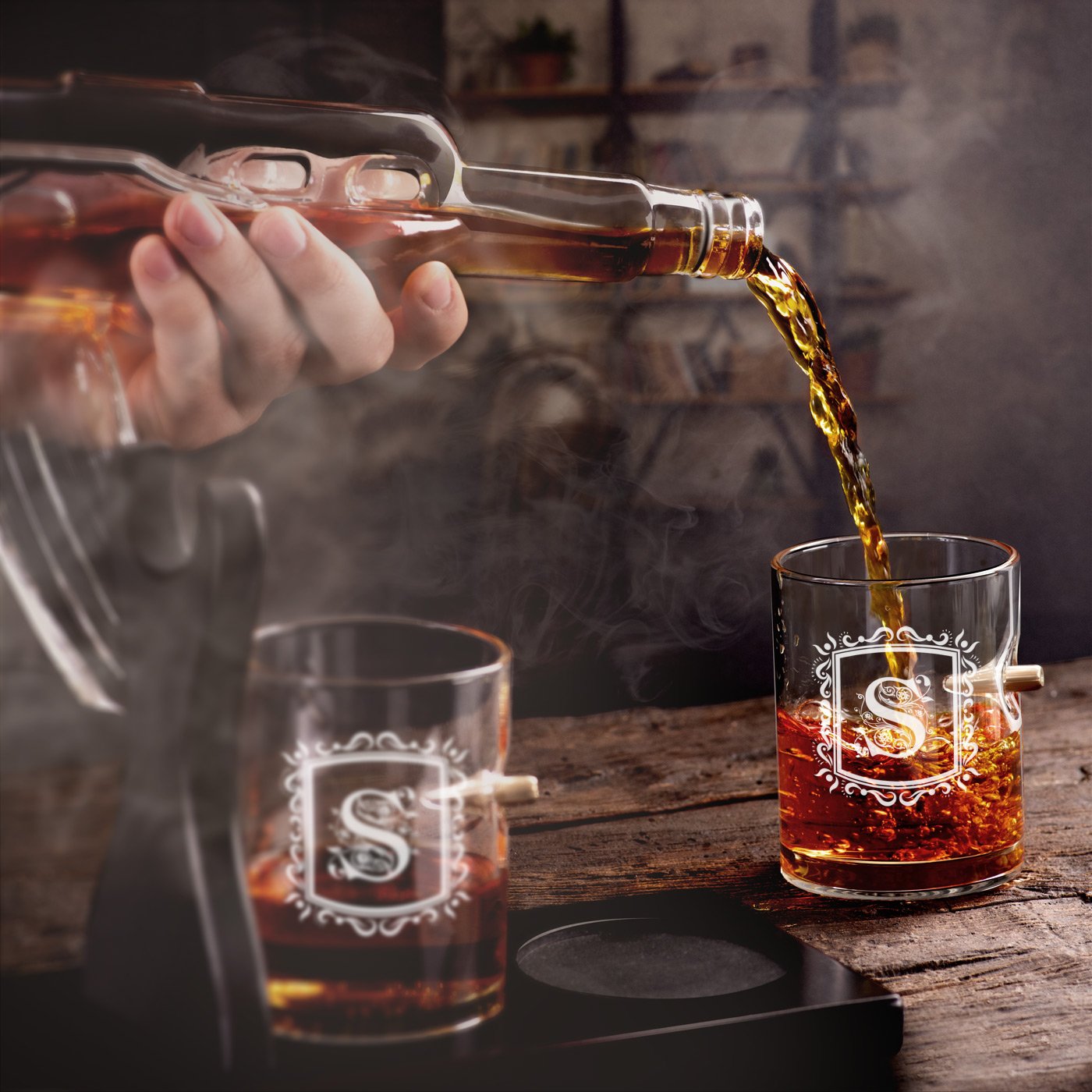 Ensemble décanteur whisky Murrano fusil avec 4 verres