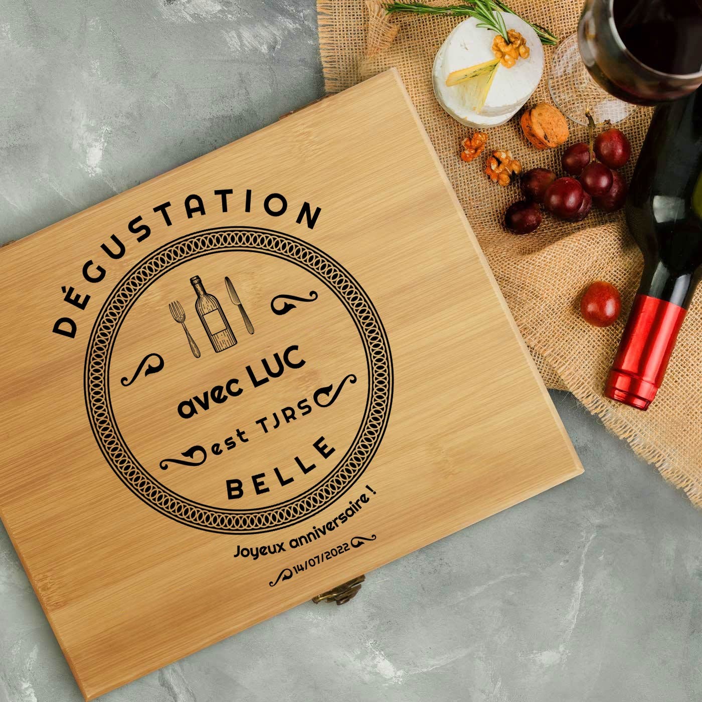 Murrano Wine Accessory Set with Bamboo Wood Box - Personalized for a Friend's Birthday or Valentine's Day