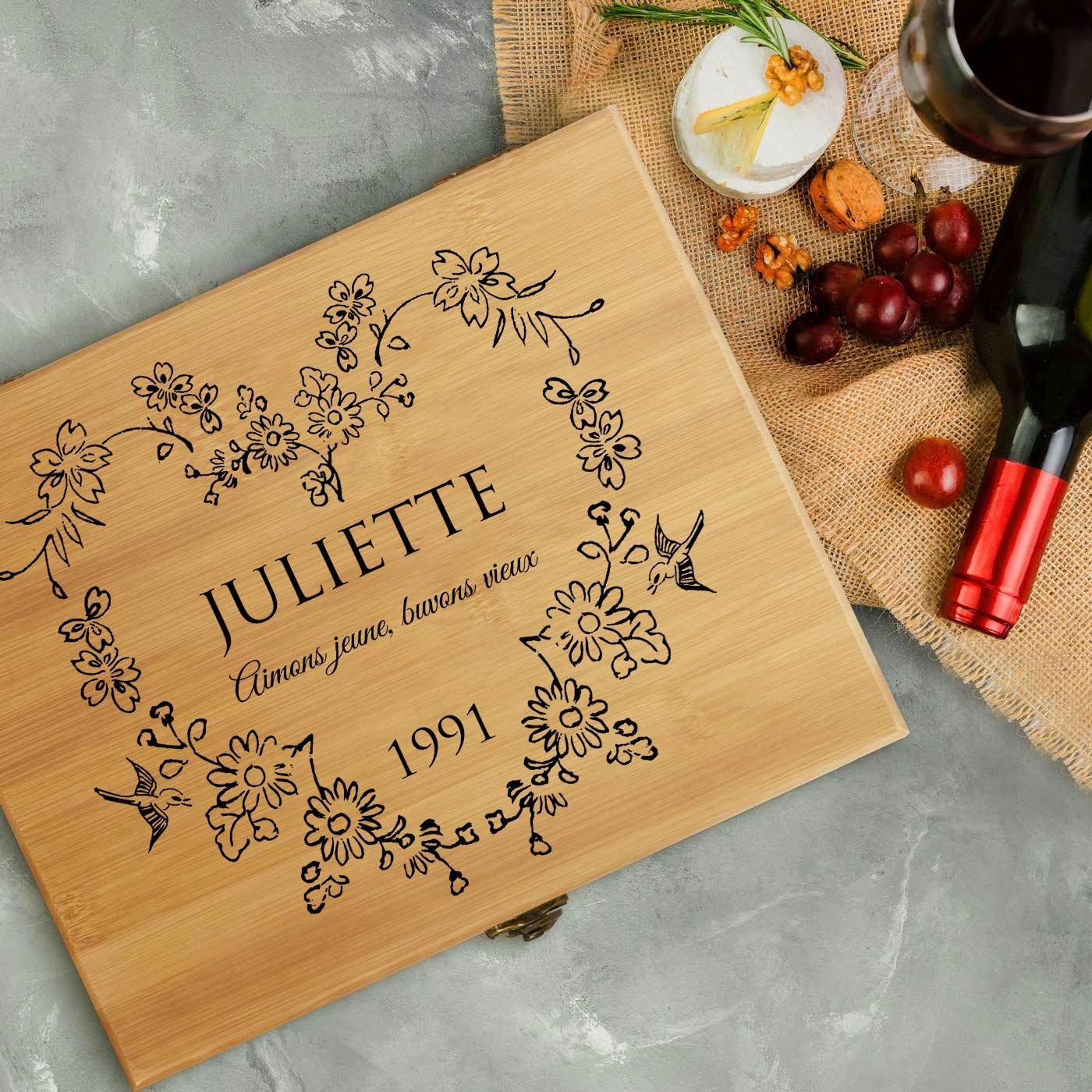 Murrano Wine Accessory Set with Personalized Bamboo Wood Box for Valentine's Day Gift